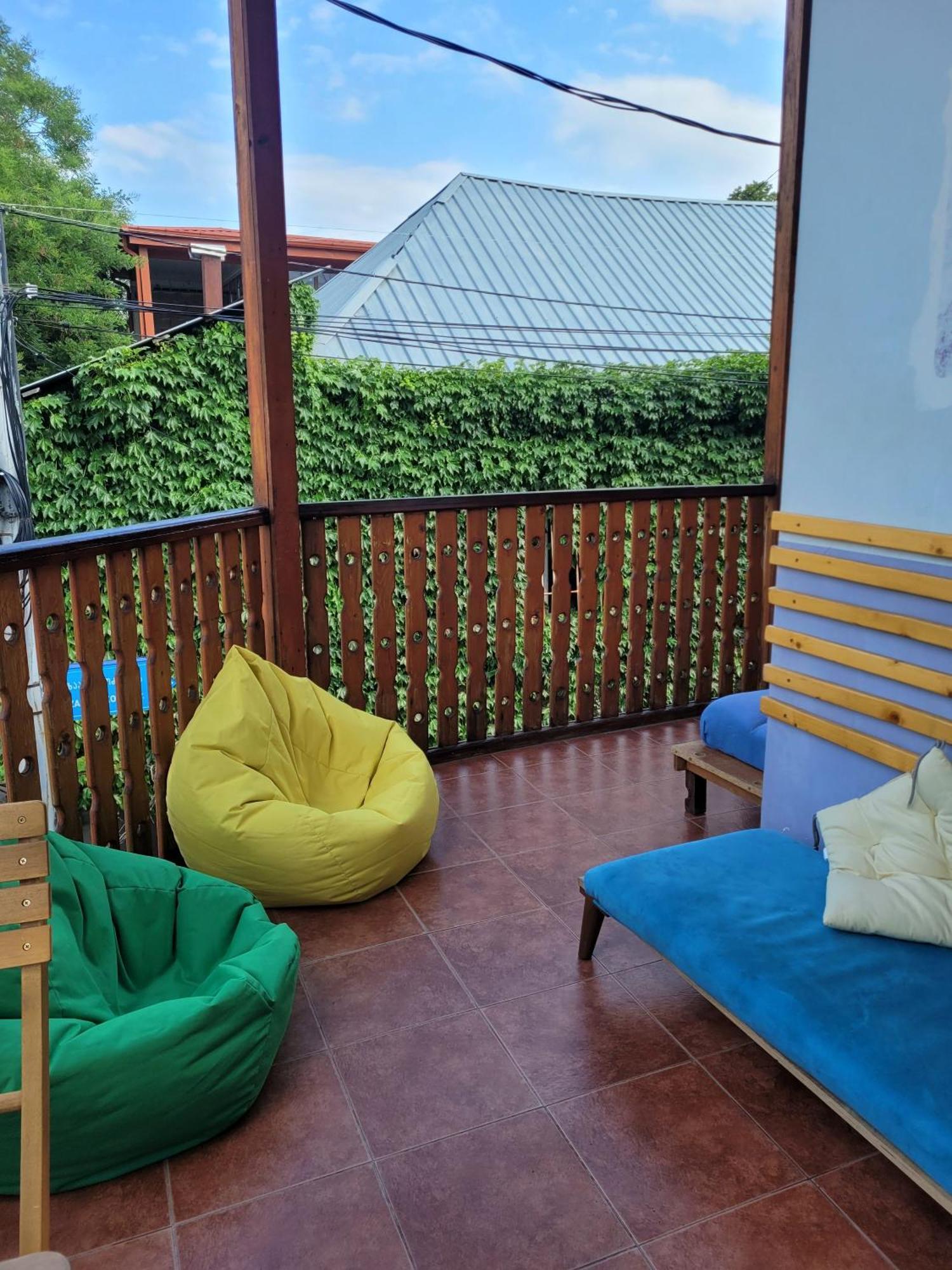 Friends Hostel Tbilisi Exterior foto